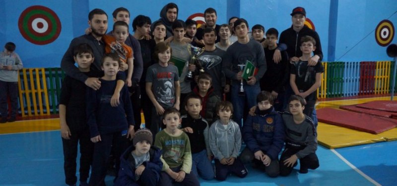 ЧЕЧНЯ. В Чечне на турнире по стрит-воркауту выявили самых лучших любителей гимнастики