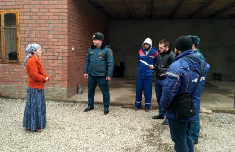 ЧЕЧНЯ. В Чечне повышают пожарную безопасность в домах малообеспеченных многодетных семей