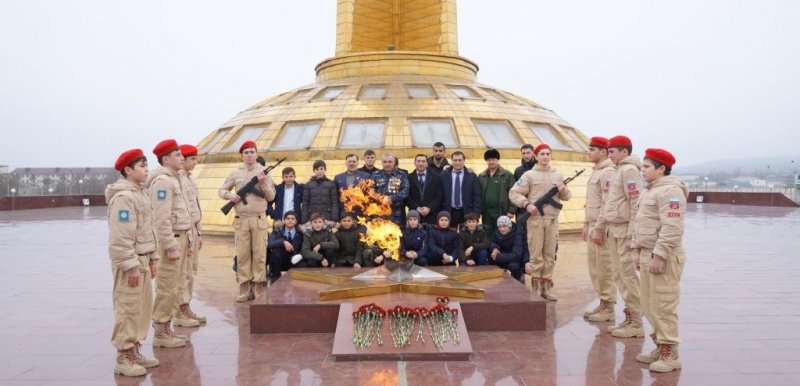 ЧЕЧНЯ. В Грозном отметили 76-ю годовщину Сталинградской битвы