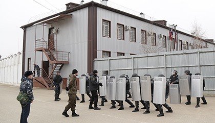 ЧЕЧНЯ. В следственном изоляторе провели тактико-специальное занятие по действиям при чрезвычайных обстоятельствах