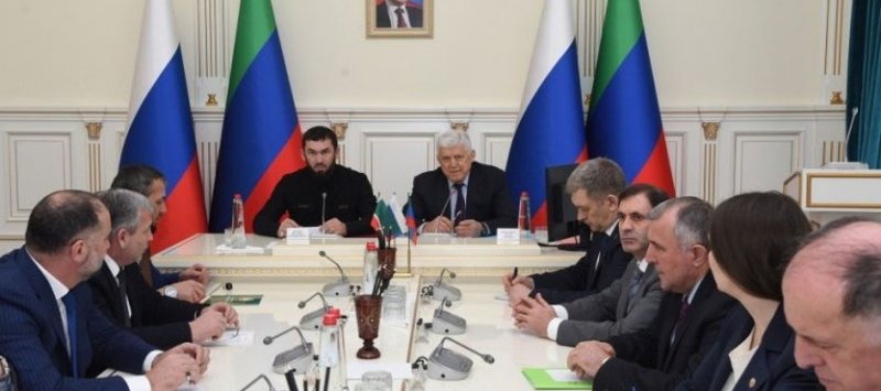 ДАГЕСТАН. В Чечне проходит встреча Хизри Шихсаидова и Магомеда Даудова