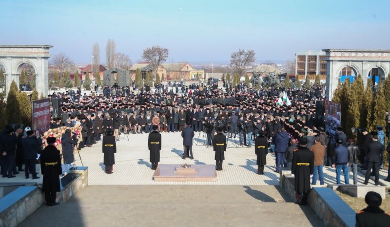 ИНГУШЕТИЯ. В Ингушетии 10 тыс. человек вышли на митинг по случаю 75-летней годовщины депортации