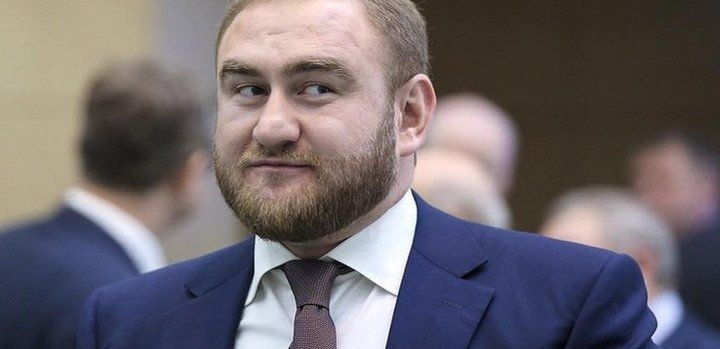 КЧР. Адвокат потерпевших заявил, что Арашуков причастен к еще двум убийствам