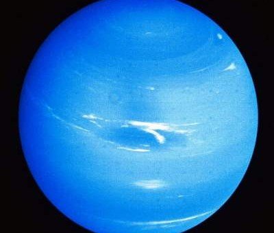 На Нептуне разглядели загадочную темную бурю