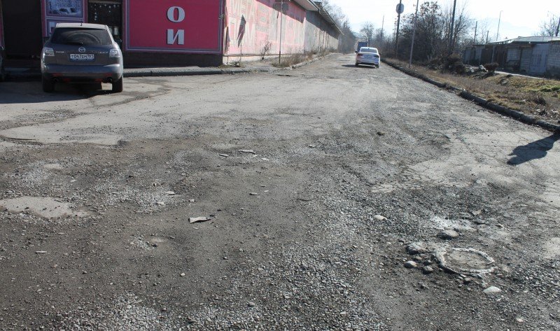СЕВЕРНАЯ ОСЕТИЯ. Активисты ОНФ в Северной Осетии выявили еще две «убитые» дороги во Владикавказе
