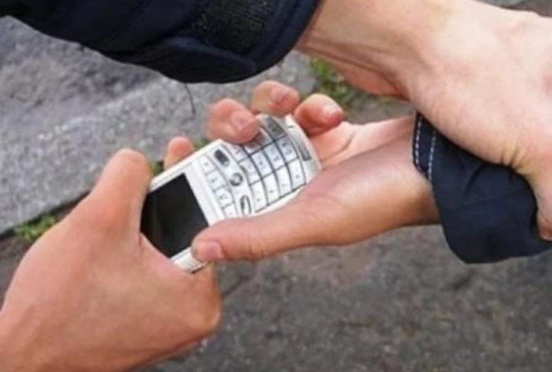 СТАВРОПОЛЬЕ. 16-летний ставрополец подозревается в хищении мобильника у школьника