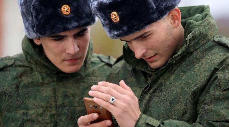 ЧЕЧНЯ. Президент России подписал закон о запрете военным пользоваться смартфонами на службе