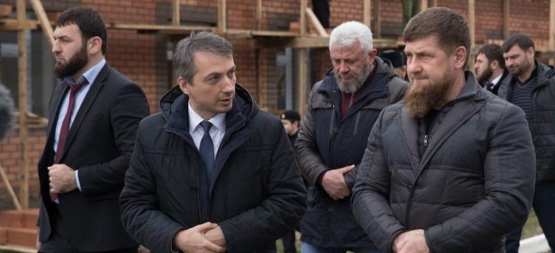 ЧЕЧНЯ. Р. Кадыров посетил ряд строительных площадок в Гудермесском районе