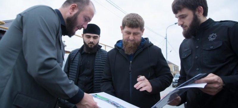 ЧЕЧНЯ. Р. Кадыров посетил строй площадки Курчалоя и Гудермеса