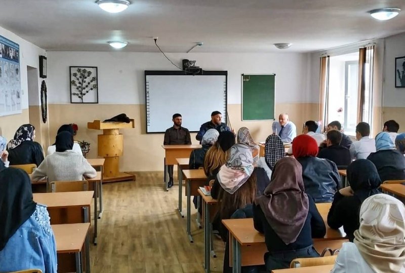 ЧЕЧНЯ. Студентам ЧГПУ рассказали о предписаниях Ислама и противодействии экстремизму