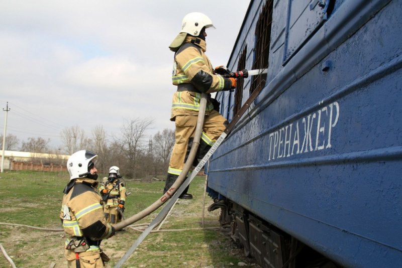 ЧЕЧНЯ.  В Чечне провели учение по ликвидации пожара в пассажирском поезде