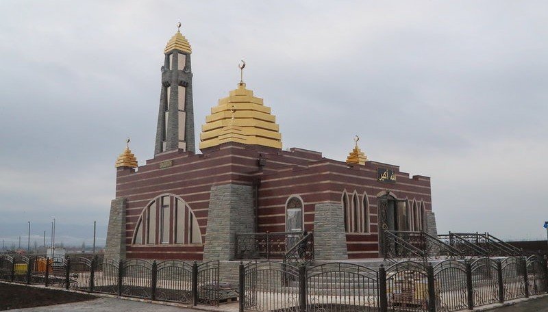 ИНГУШЕТИЯ. Смотритель мечети в Ингушетии вернул владельцу найденные почти 700 тыс. рублей