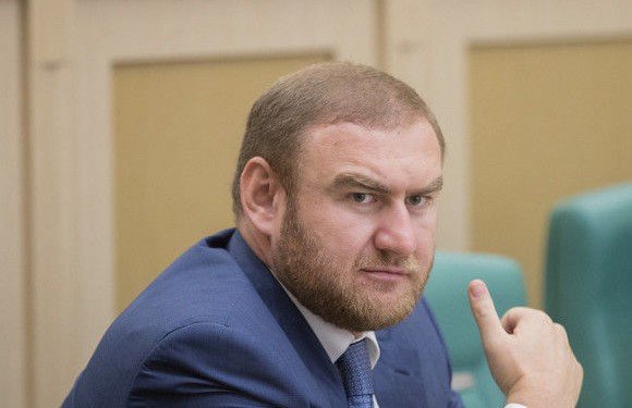 КЧР. Арашукова отстранили от должности сенатора