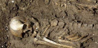 Археологи обнаружили древние останки беременной женщины
