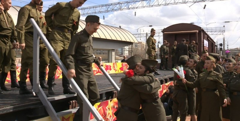 АСТРАХАНЬ.  Астрахань стала отправной точкой «Воинского эшелона»