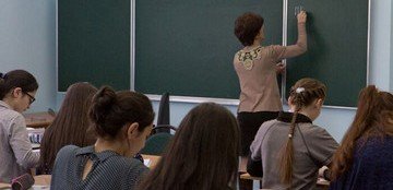 АЗЕРБАЙДЖАН. У азербайджанских будущих школьников проверяют знание русского языка