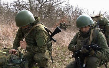 ЧЕЧНЯ. Мотострелки, размещенные в Чечне, проводят военные учения