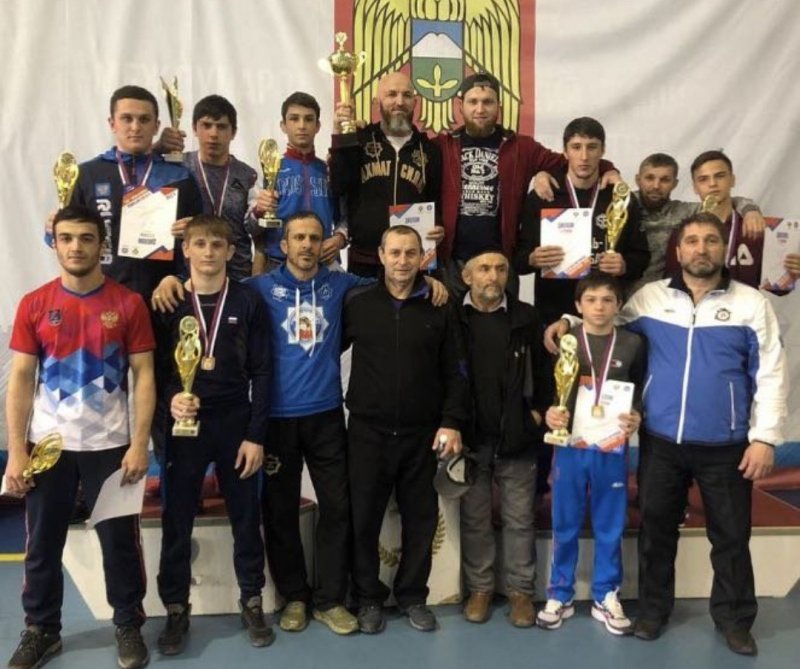 ЧЕЧНЯ. Спортсмены из Чечни заняли призовые места во II этапе спартакиады учащихся России по греко-римской борьбе