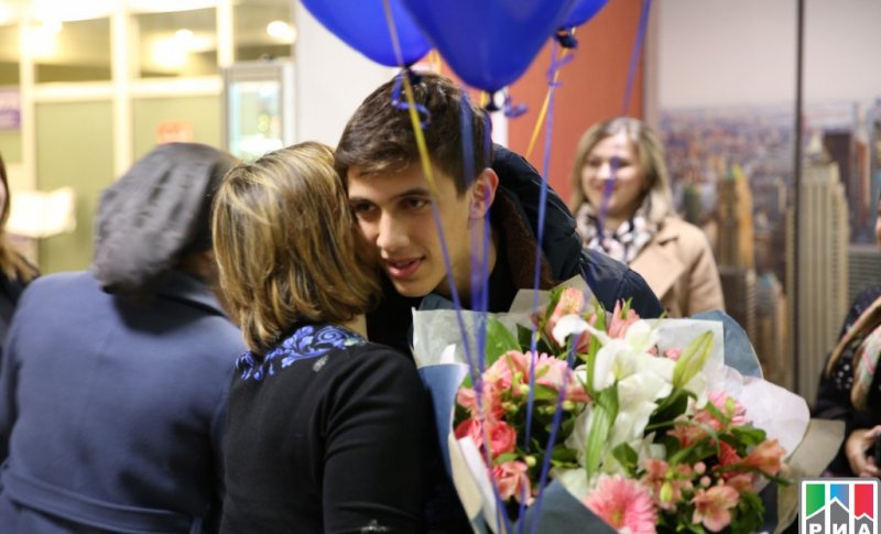 ДАГЕСТАН. В Махачкалинском аэропорту прошла встреча с призером олимпиады по китайскому языку