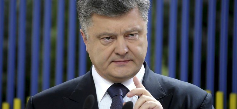 Порошенко объявил себя русскоязычным человеком