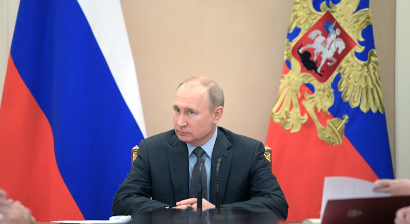 Путин назвал важным диалог с интернет-сообществом и свободу Сети