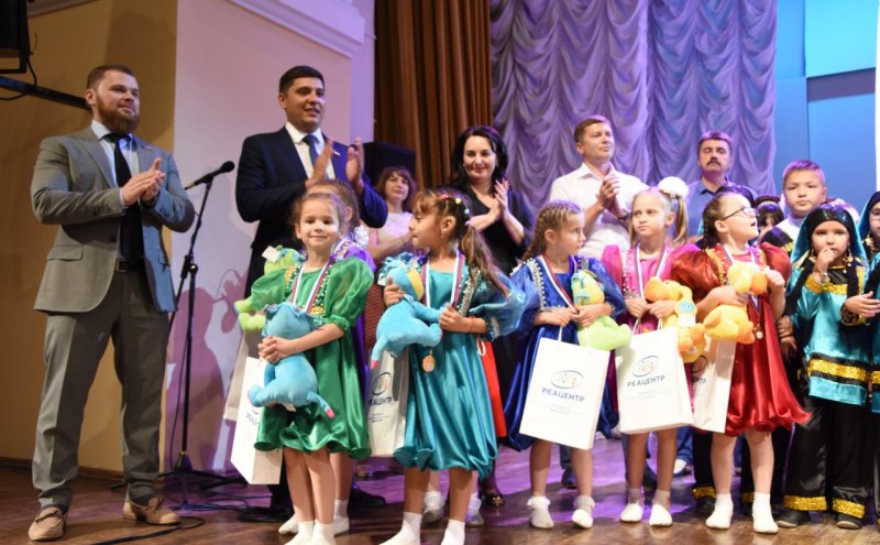 АСТРАХАНЬ. В Астрахани прошли «Радужные нотки»