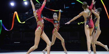 АЗЕРБАЙДЖАН. Российские юниорки завоевали "золото" чемпионата Европы по художественной гимнастике в Баку в упражнениях с пятью лентами
