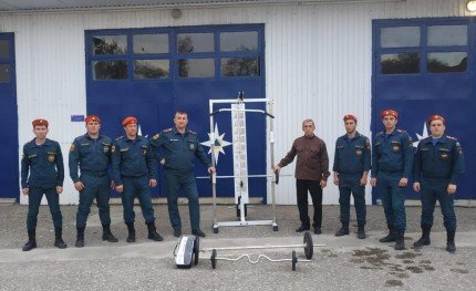 ЧЕЧНЯ. Профсоюз МЧС по ЧР подарил грозненским пожарным спортивный инвентарь