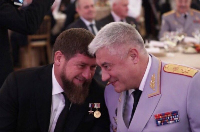 ЧЕЧНЯ. Р. Кадыров поздравил с днём рождения министра внутренних дел РФ Владимира Колокольцева