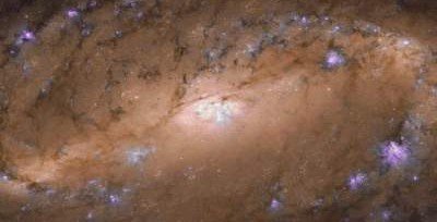 Хаббл получил снимок идеальной спиральной галактики из созвездия Льва