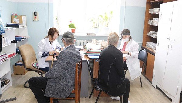 КАЛМЫКИЯ. Врачи ресбольницы посетили Дом-интернат для престарелых и инвалидов