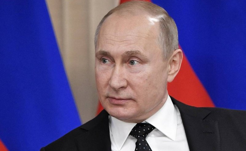 Путин подписал закон, направленный на усиление Рунета