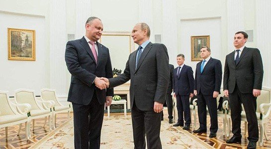 Путин встретился с лидером Молдавии Додоном