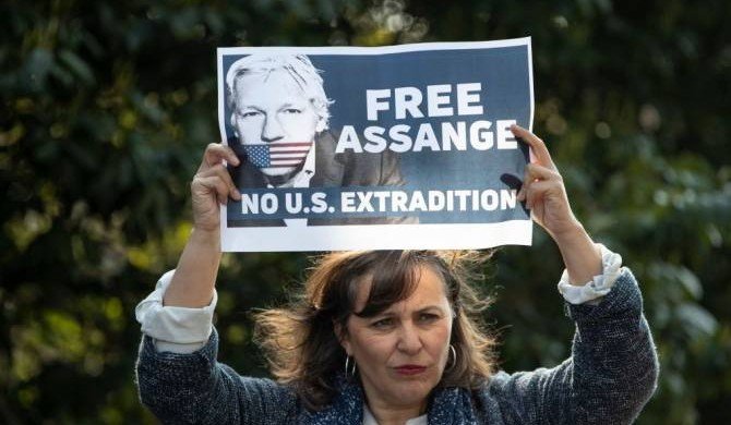 В Amnesty International заявили о грубых нарушениях в отношении Ассанжа