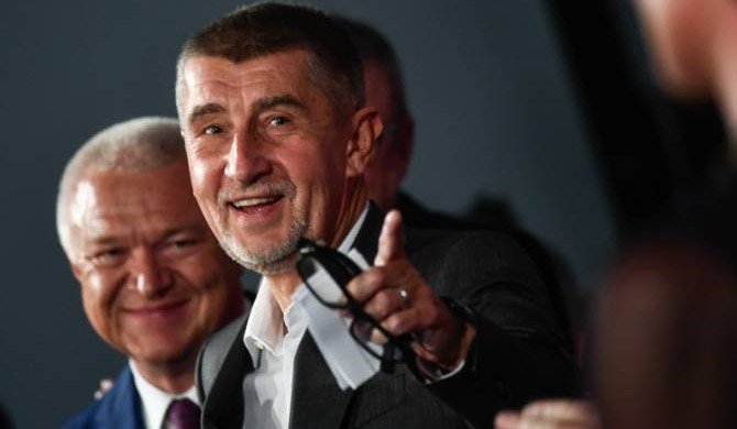 В Чехии партия Андрея Бабиша победила на выборах в Европарламент