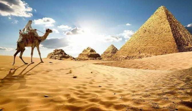 В Египте температура воздуха превысила 50 градусов