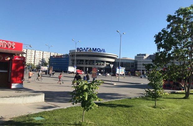 ВОЛГОГРАД. В Волжском массово эвакуировали крупные торговые центры