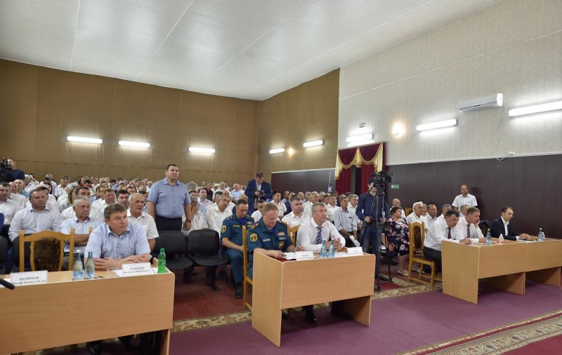 АДЫГЕЯ. Глава Адыгеи провёл предуборочное совещание в Шовгеновском районе