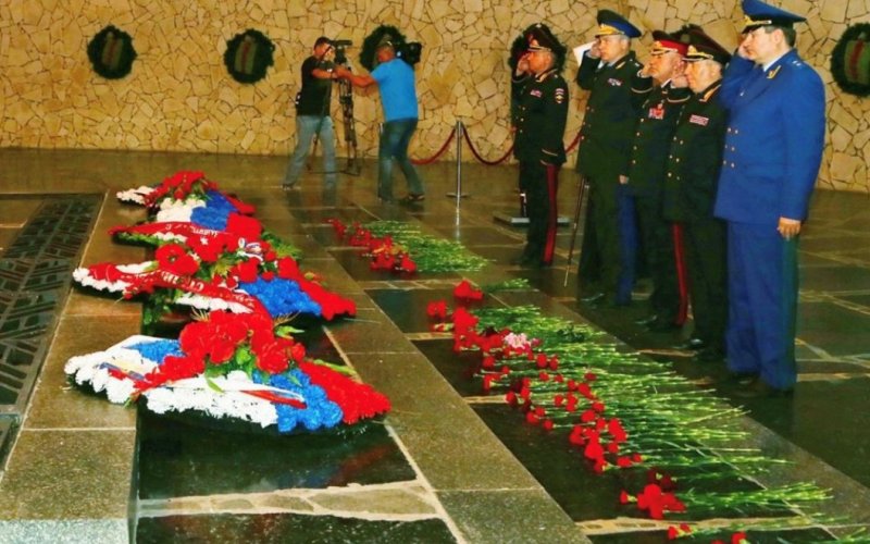 ЧЕЧНЯ. На Мамаевом Кургане открыли памятный знак, посвященный выходцам из Чеченской Республики, погибшим в Сталинградской битве