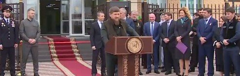 ЧЕЧНЯ. Р. Кадыров поздравил работников социальной сферы с профессиональным праздником