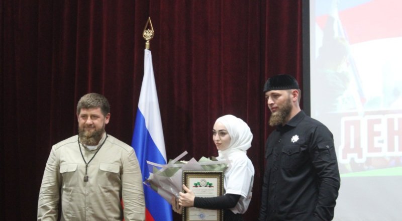 ЧЕЧНЯ. Рамзан Кадыров принял участие в праздновании Дня молодежи России