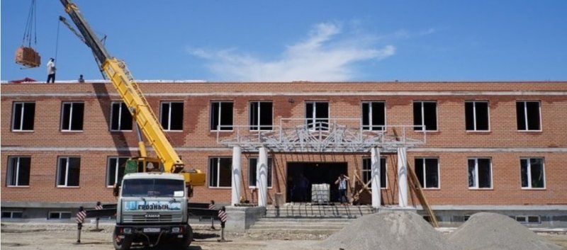 ЧЕЧНЯ. В рамках нацпроекта в Грозном строится школа на 220 ученических мест