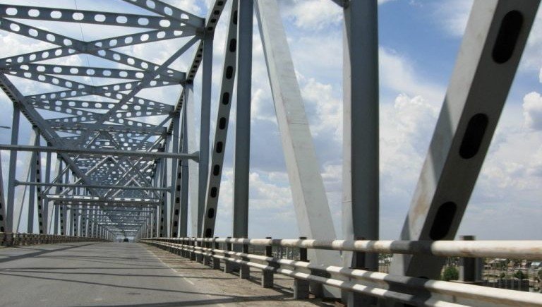 АСТРАХАНЬ. В Астрахани разведут Старый мост через Волгу
