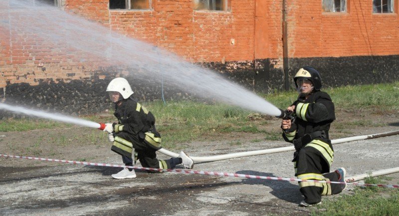 ЧЕЧНЯ. Школьники из Чечни принимают участие в соревнованиях СКФО «Юный спасатель», «Юный пожарный» и «Юный водник»