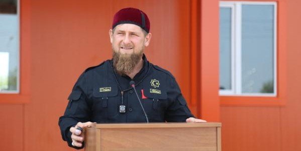 ЧЕЧНЯ.  Кадыров пообещал максимально жесткий ответ на убийство полицейского в Чечне
