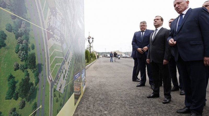 ЧЕЧНЯ. Медведев призвал регионы наращивать темп работы по реализации нацпроекта "Жилье"