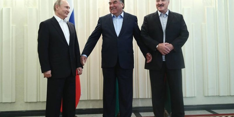 ЧЕЧНЯ. Путин, Лукашенко и Рахмон провели неформальную встречу в Минске