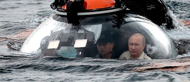 ПУТИН В БАТИСКАФЕ СПУСТИЛСЯ К МЕСТУ ГИБЕЛИ ПОДЛОДКИ Щ-308 «СЕМГА»