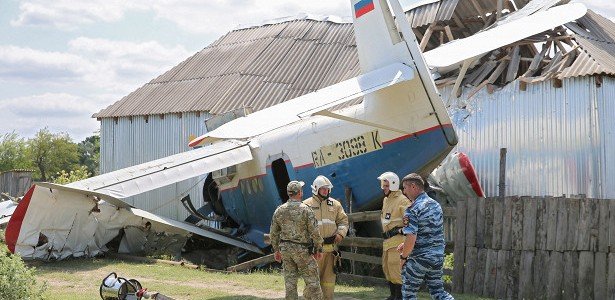 ЧЕЧНЯ.  Владелец Ан-2 который упал на частный дом в Чечне, восстановит поврежденное строение