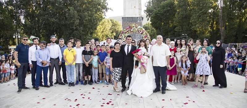 ДАГЕСТАН. Свадебной церемонией завершили первый Семейный фестиваль в Махачкале